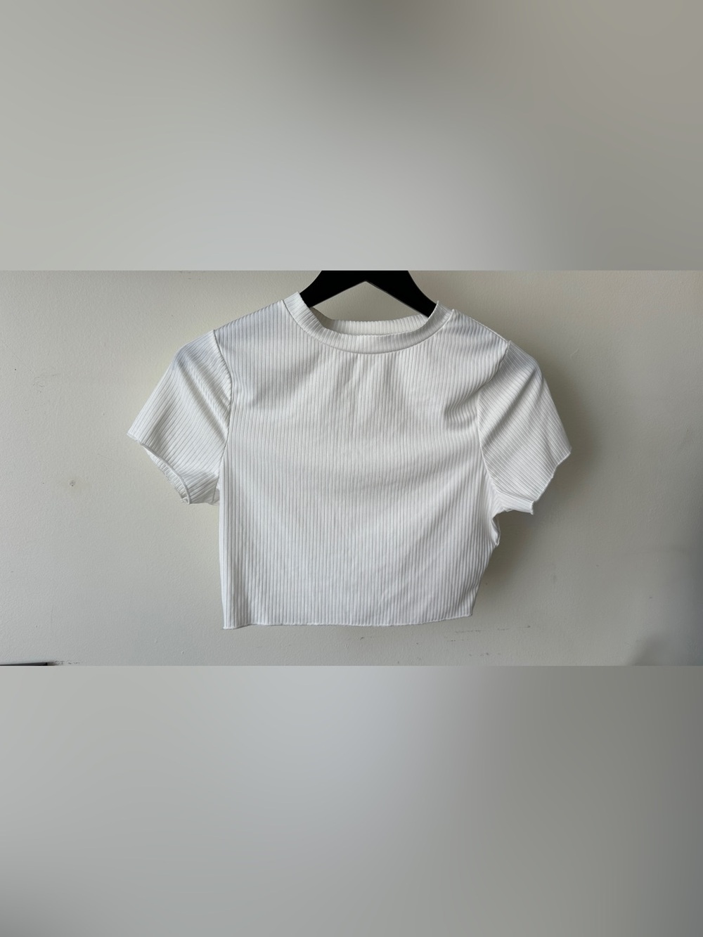 White Ribbed Short Sleeve Crop Top